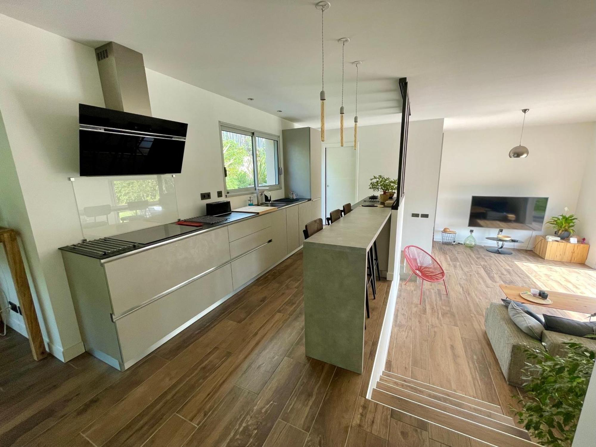 Contemporaine Jean Saint-Jean (Haute-Garonne)